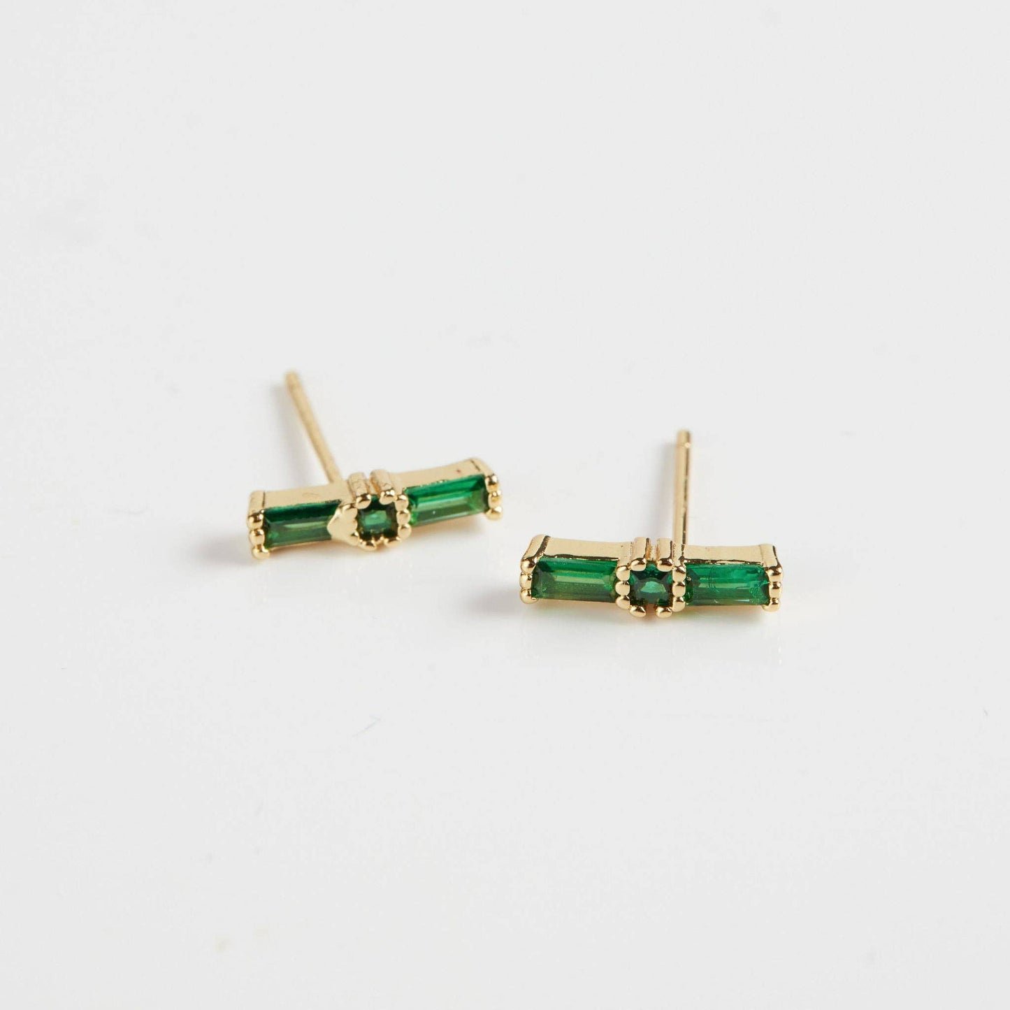 Pes Emerald Stud Earrings